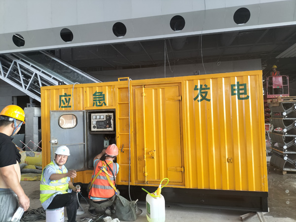 丰南怎样判断空气滤清器是否需要更换？